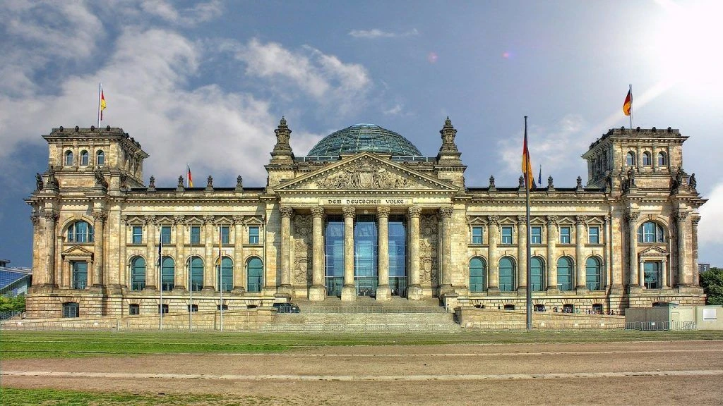 Umzug nach Berlin - Reichstag